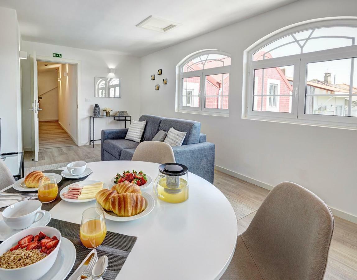 Porto Downtown Lovers Suites: Bombarda 451 Exterior foto